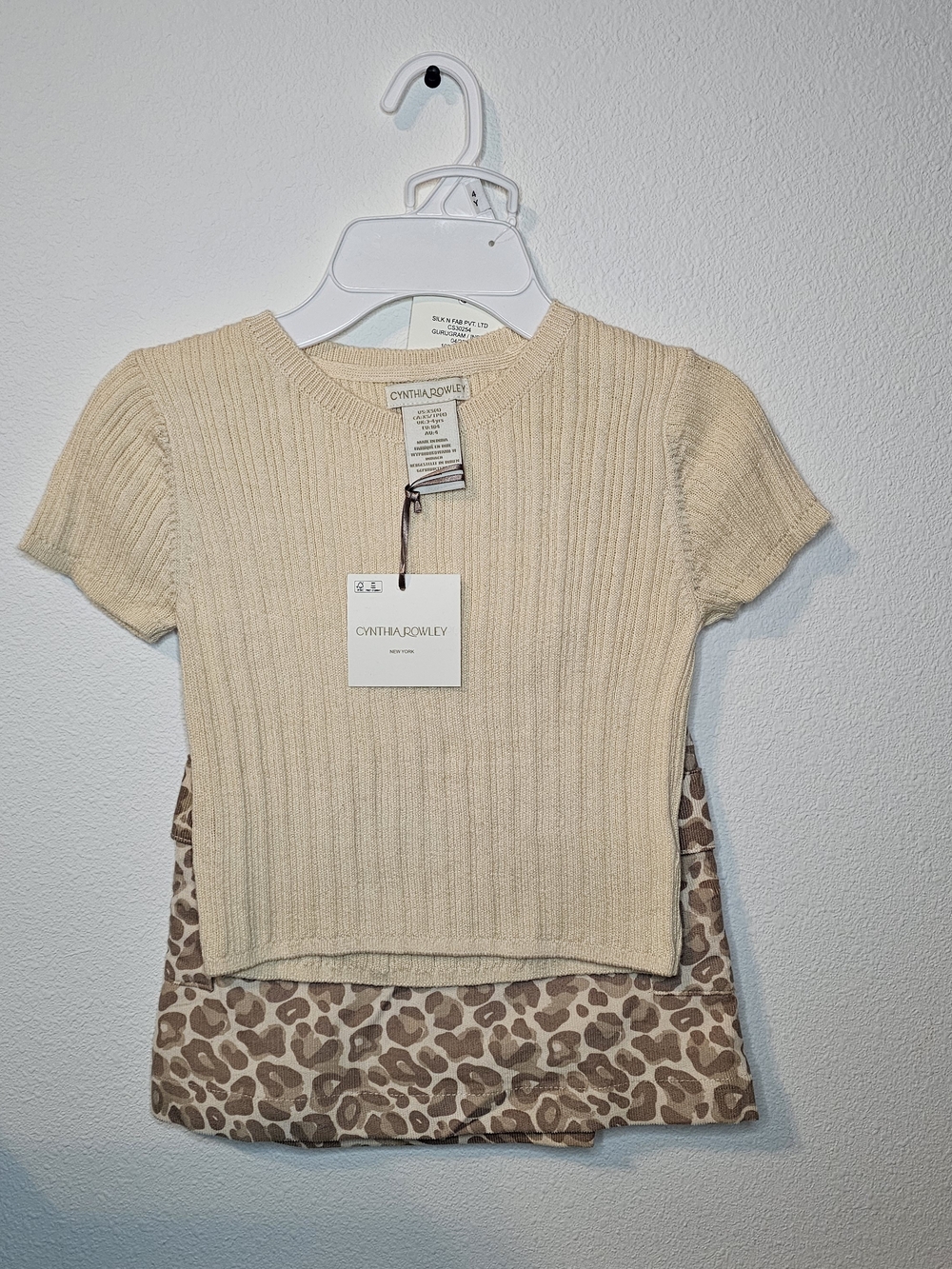 Cynthia Rowley Cream Ribbed Short Sleeve Top with Leopard Skirt Layer